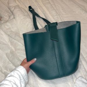 Green purse